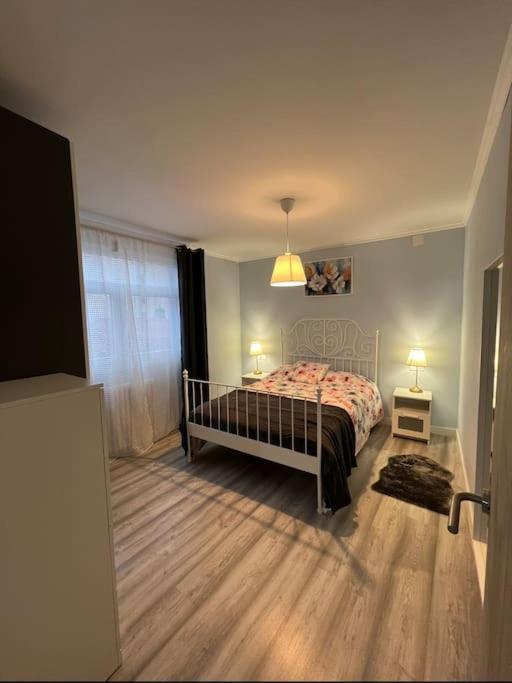 Apartamento Turistico Plaza III 몬포르테데레모스 외부 사진